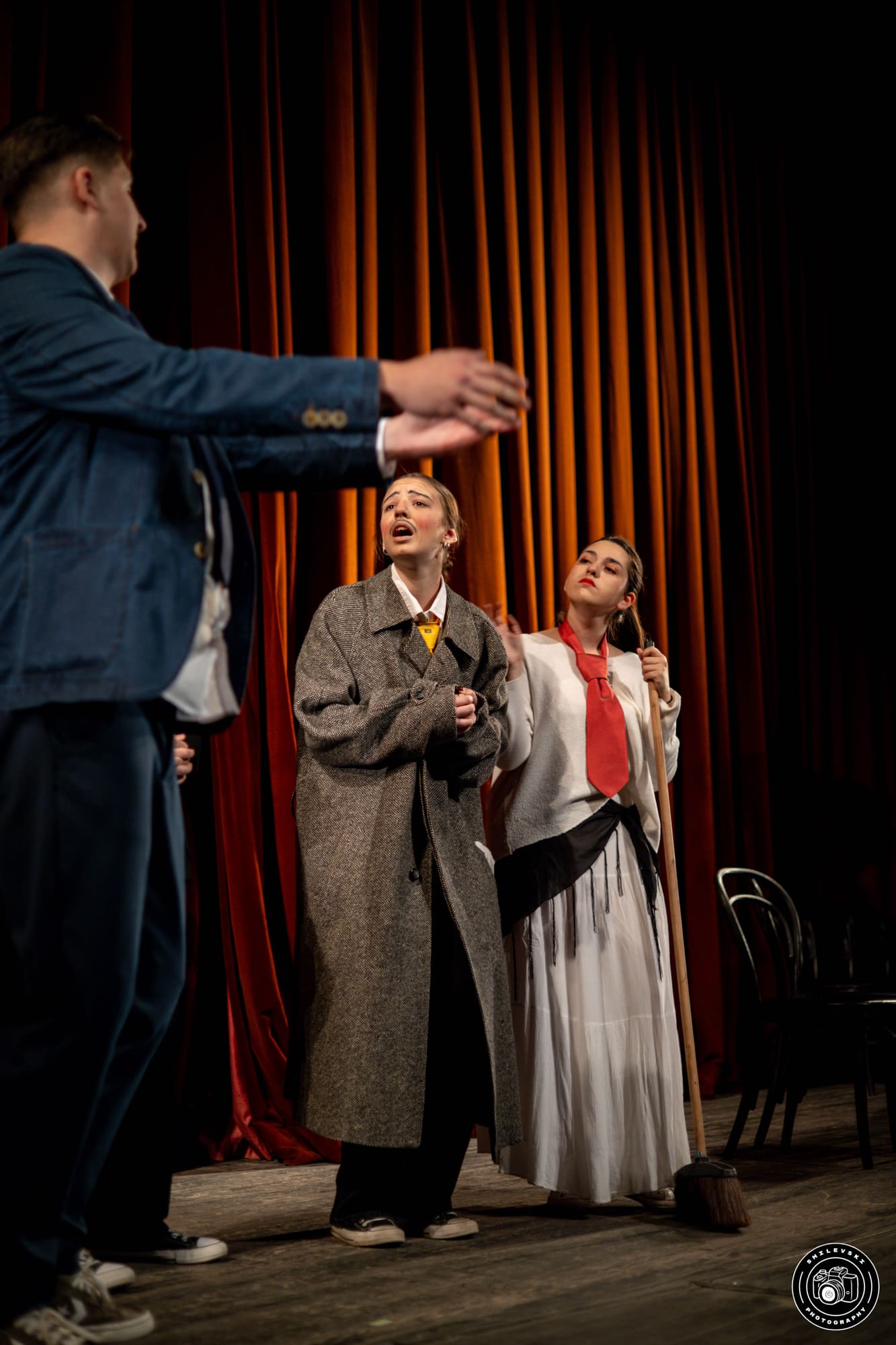 Настани фотографија 6